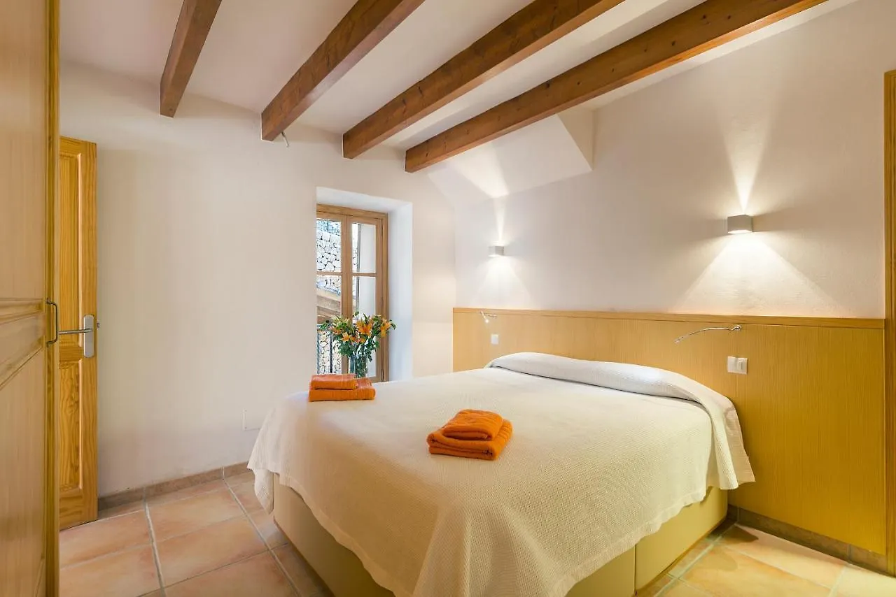 Majestic Holiday Estate Up To 12 In Calvia Spanien